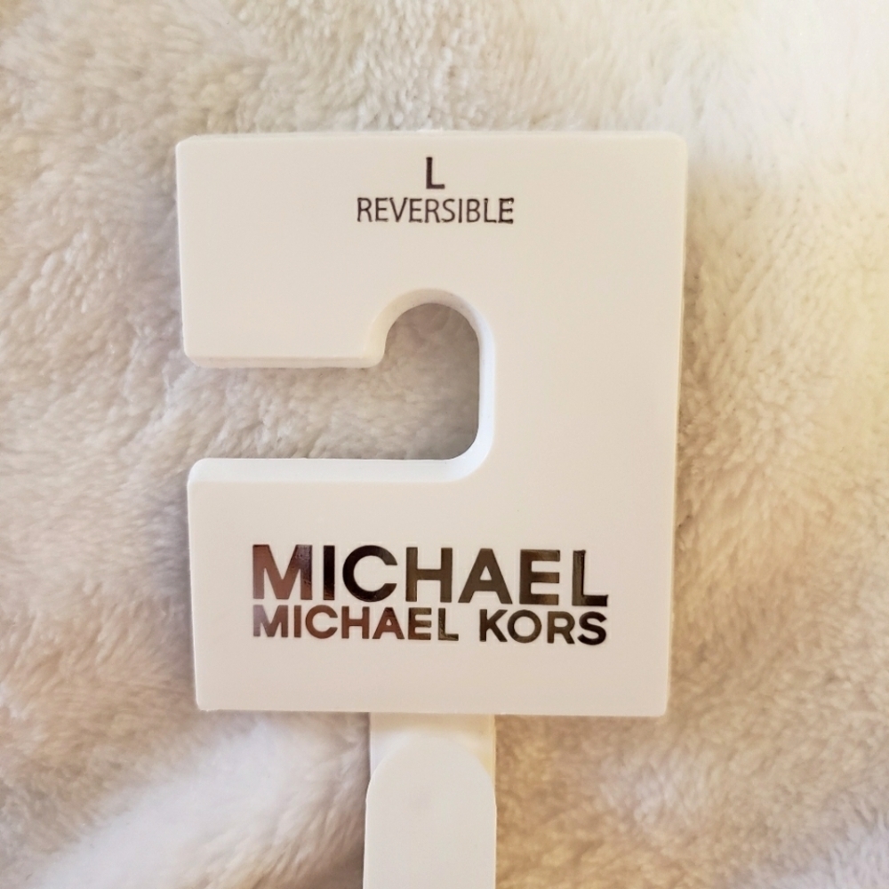 Michael Kors Reversible Genuine Leather Belt - Picture 3 of 11